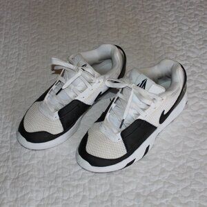 Nike Ja Morant One Sneakers